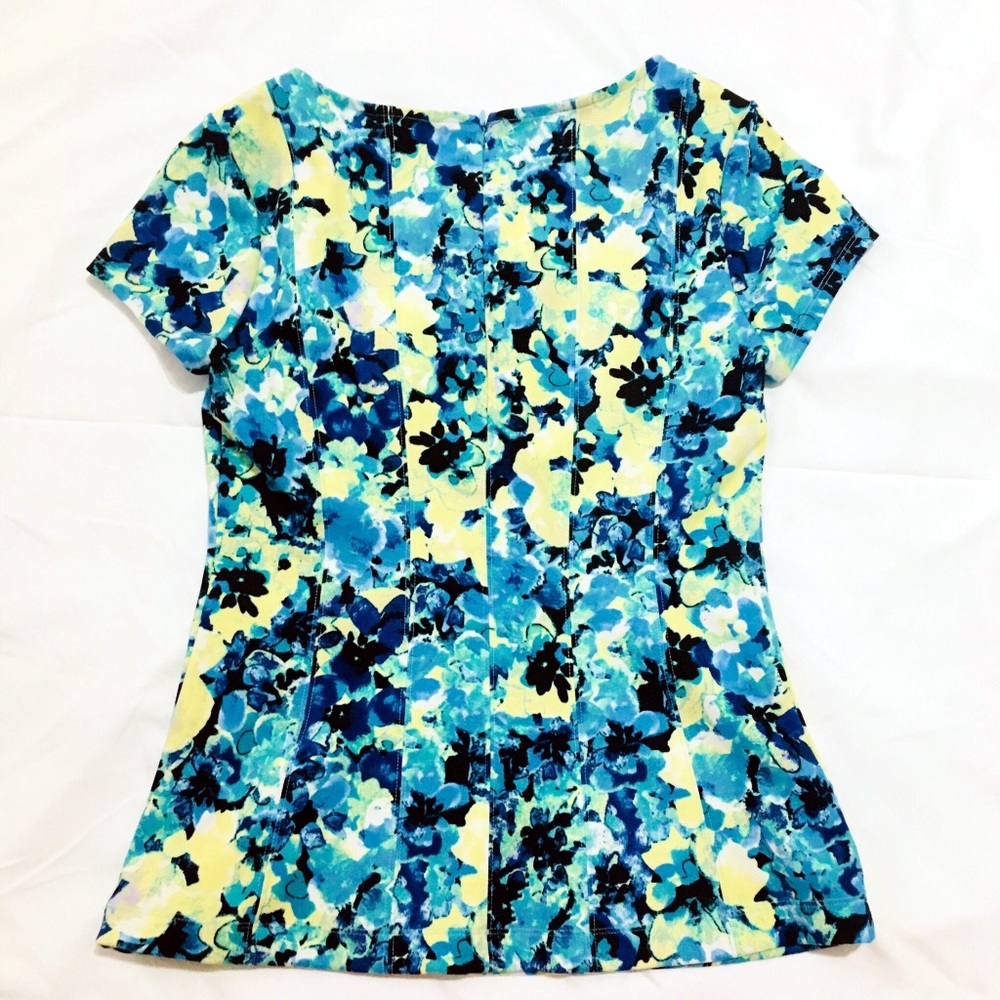 ANN TAYLOR TOP SIZE SMALL